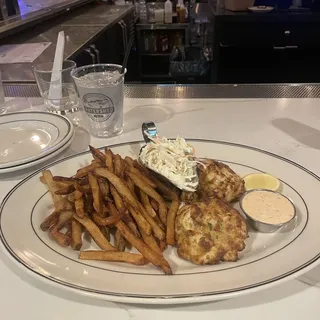 DOUBLE CRAB CAKE PLATTER