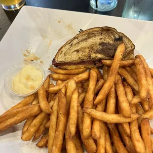 Reuben sandwich
