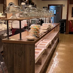 Display of baked goods