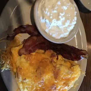 Protein breakfast with bacon. You also get your choice of meat in the omelet
