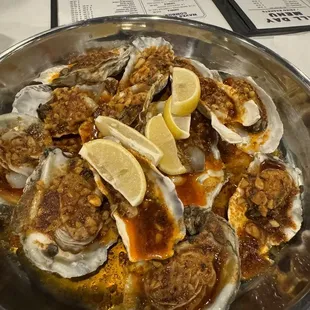 Steamed oysters