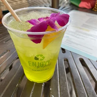 Jack Daniels Apple something with the edible flowers