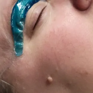 Brow wax