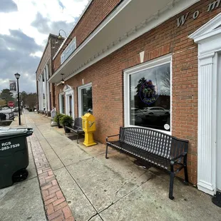 a bench and a fire hydrant