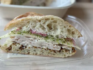 Winn Winn Cafe