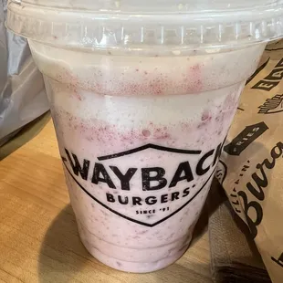 RED VELVET SHAKE