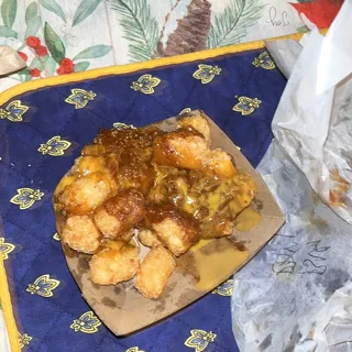 CHILI CHEESE TOTS