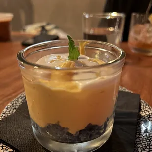 Mango mousse with sticky rice - perfection