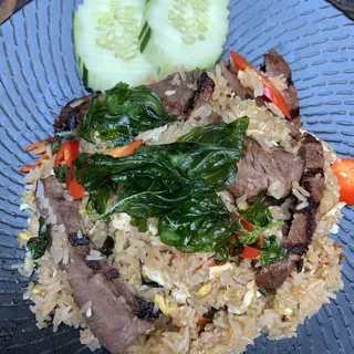 Khao Pad Kra Prow Nua