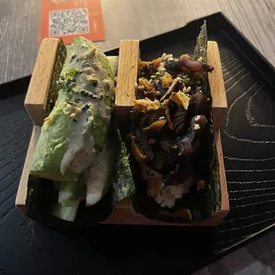 Avocado and Kyuri and shiitake and crunch onion rolls