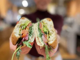 Spoon Bar & Deli