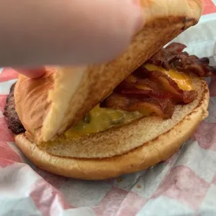plain bacon cheeseburger- awesome bacon!
