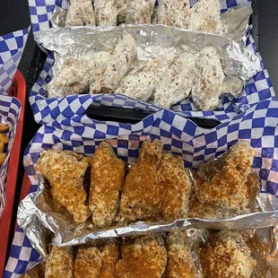 Rodney's ranch (top), spicy garlic parmesan (bottom)