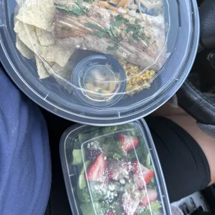 Magi Mahi with side azteca salad