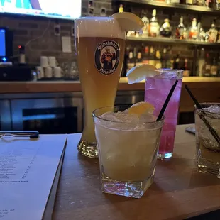 Whiskey sour, blueberry cobbler and 7n7, and some kind of beer...