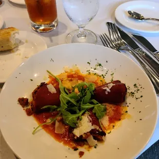 Piquillo peppers stuffed with lamb