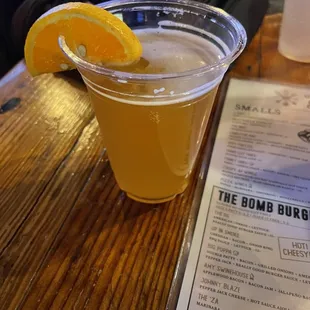 4$ Happy Hour shocktop