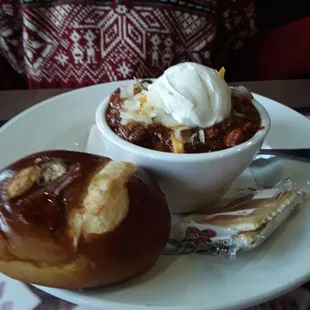 Chili with pretzel roll