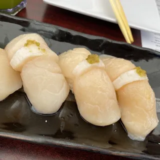 Jumbo Scallop Sushi