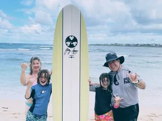 Mikes Surf School