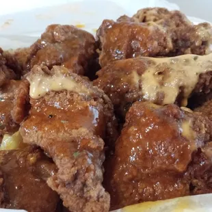 Sweet Heat mixed with Sweet Garlic and Cajun Ranch Sauce! So delicious.