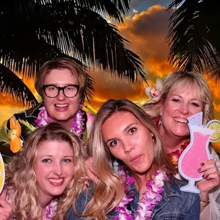 Tropical Theme with Green Screen