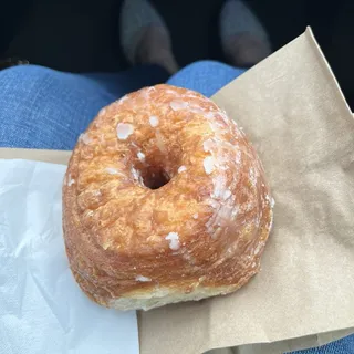 Croissant donut
