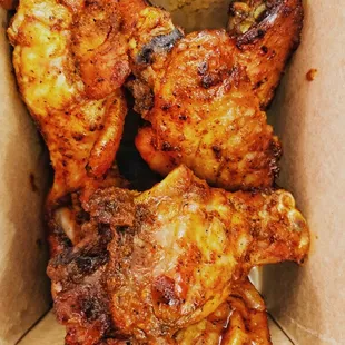 Kettle Sizzled Fresh Jumbo Wings. Served with a choice of Homemade Buttermilk Ranch or Blue Cheese Dip | 6 Wings -- Dry Rub