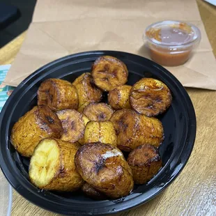 fried plantains and spicy sauce