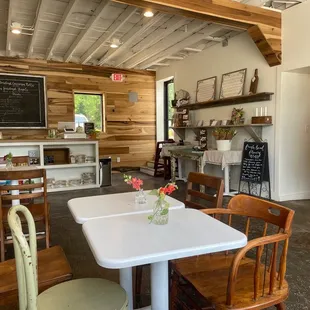 a table and chairs in a store