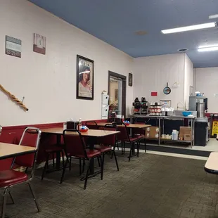 Dining area of non smoking side.
