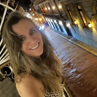 Lisa W.