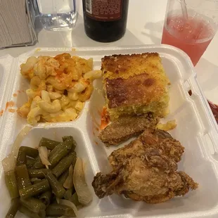 Chicken, green beans, Mac &amp; cheese with cornbread