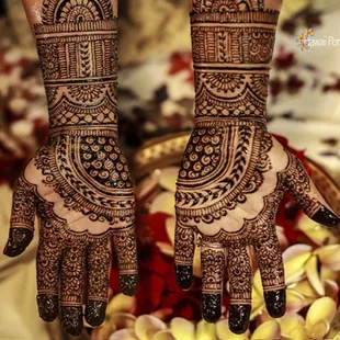 Hawaii Wedding Video - Henna tattoo