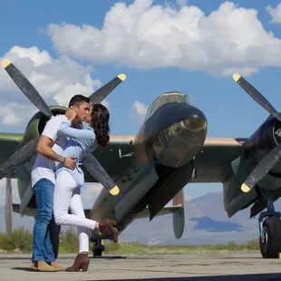 engagement session in El Paso with airplane