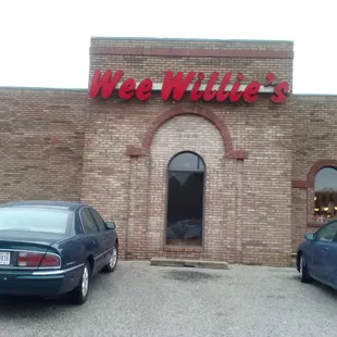 Wee Willie's close to Elliottsville.