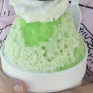 Key Lime Pie shaved ice with a snowcap and a key lime macaron!