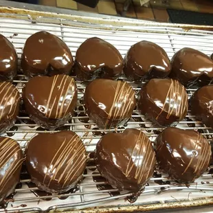 Heart shape cakes @ weakness for sweetness.