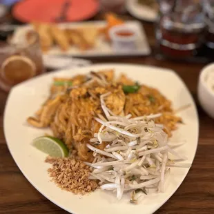 Pad Thai with chicken