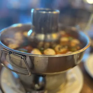 Tom yum goon (sour shrimp soup)