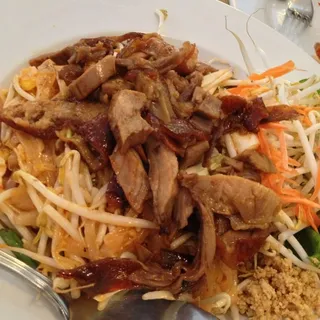 Roast Duck Pad Thai