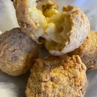 Mac and cheese balls