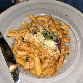Salmon Ros Pasta