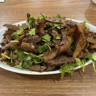 13. Braised Beef Tripe With Black Pepper Sauce 13.