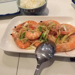 Shrimp in Wine Sauce