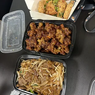 Chow fun (4/5), crispy beef (1/5), chicken wings (4/5)