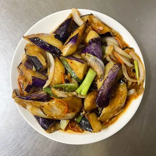 Eggplant in Spicy Garlic Sauce (鱼香茄子）