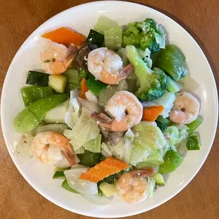 Shrimp with Mixed Vegetables (什菜虾）