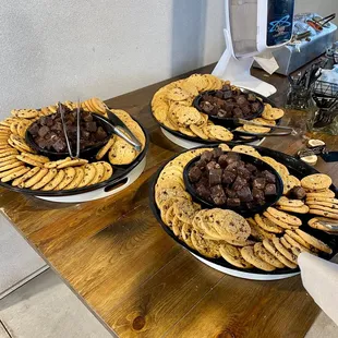 All you can eat area.