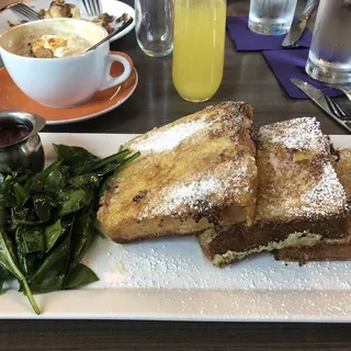 BRIOCHE FRENCH TOAST FRIED CHICKEN